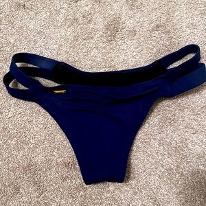 Cheeky Bikini bottoms-S